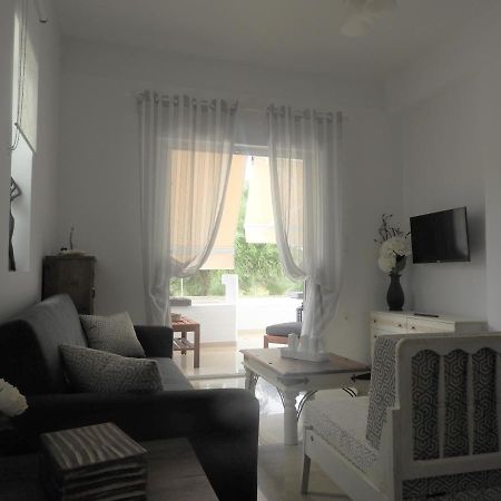 Sgs Luxury Apartments Ксилокастрон Екстер'єр фото